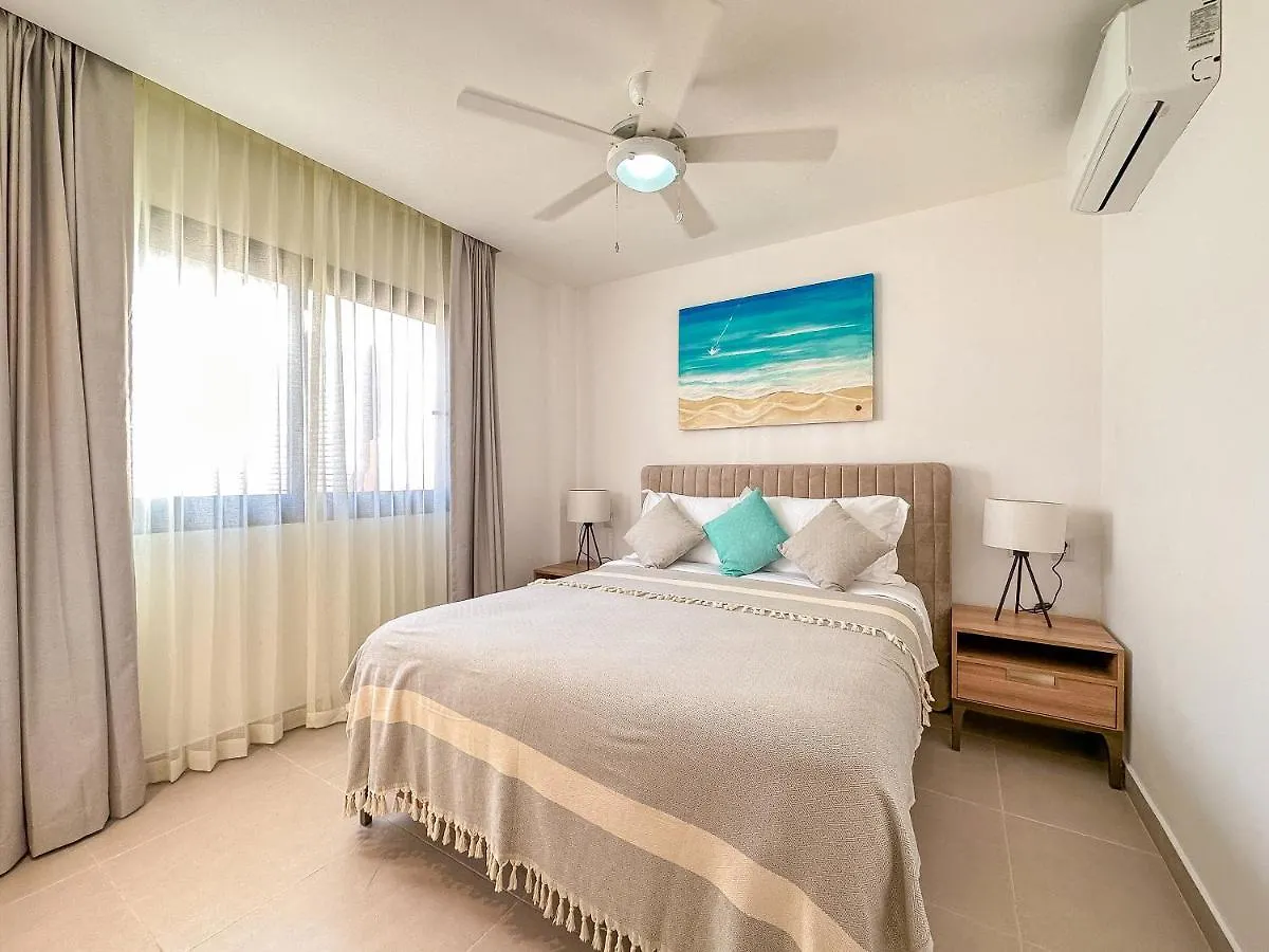 Fantastic Brand New Beach Condo プンタ・カナ 0*,