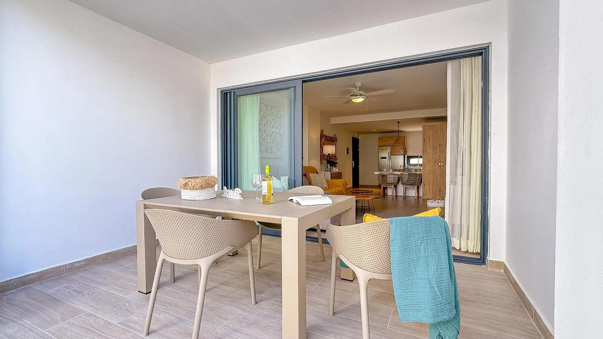 Fantastic Brand New Beach Condo プンタ・カナ アパート